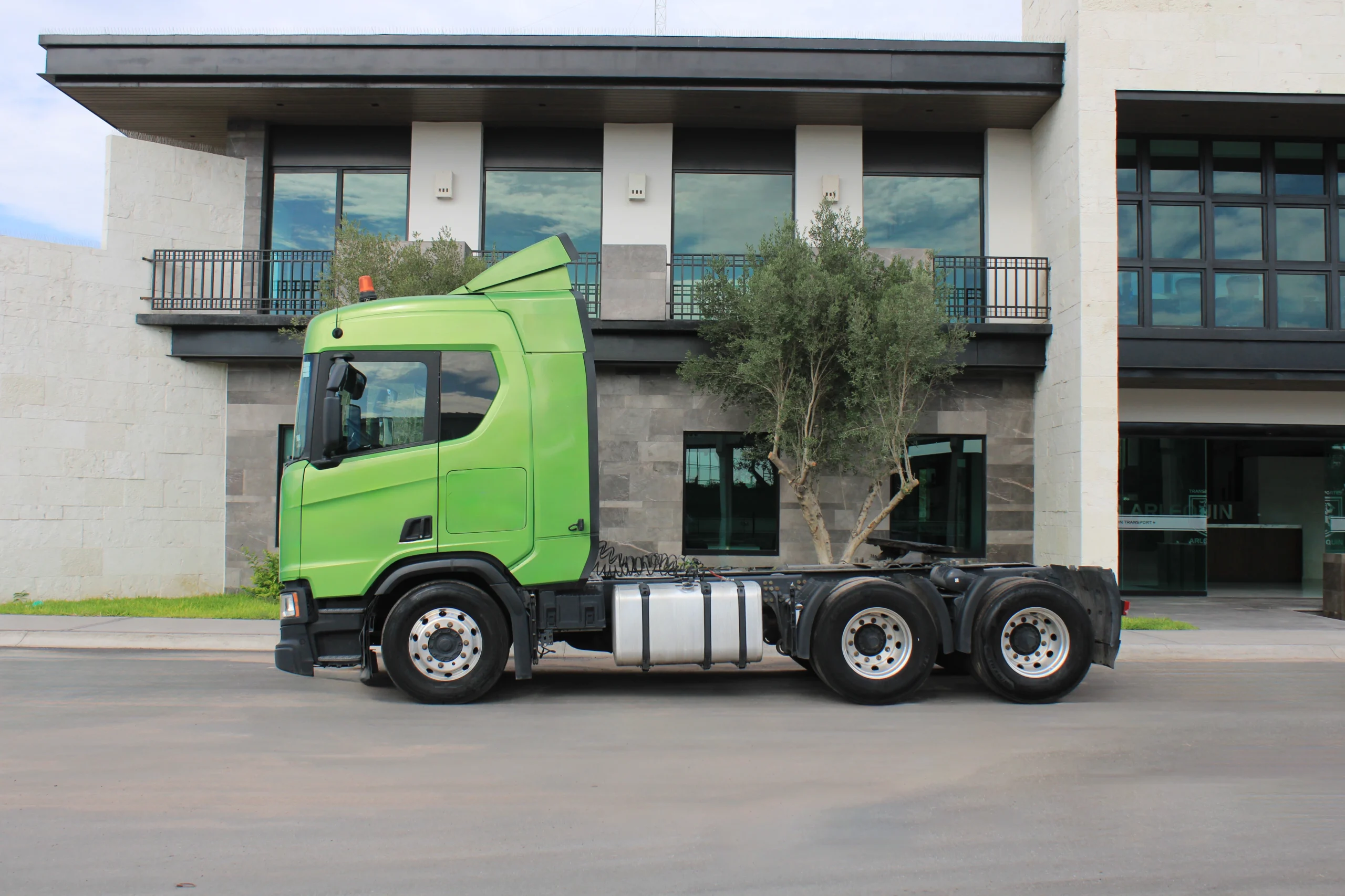 SCANIA_3